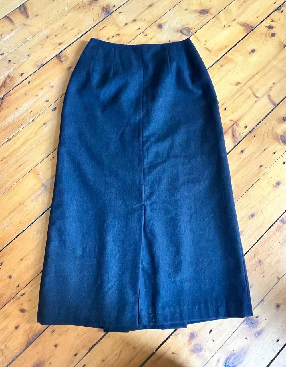 Harvé Benard 100% Wool Dark Gray Pleated Split Hem Maxi Skirt Size 4
